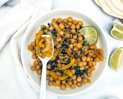 Vegan chickpea fajitas in a bowl.