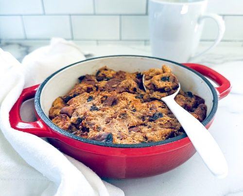 A pot filled with baked French toast.