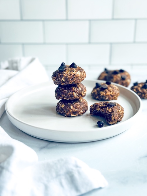 A stack of breakfast cookies.