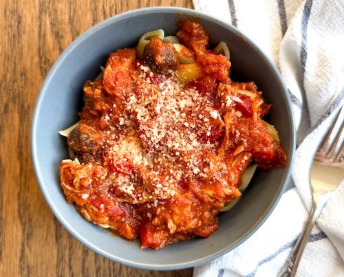 A bowl of quick and easy chicken cacciatore.
