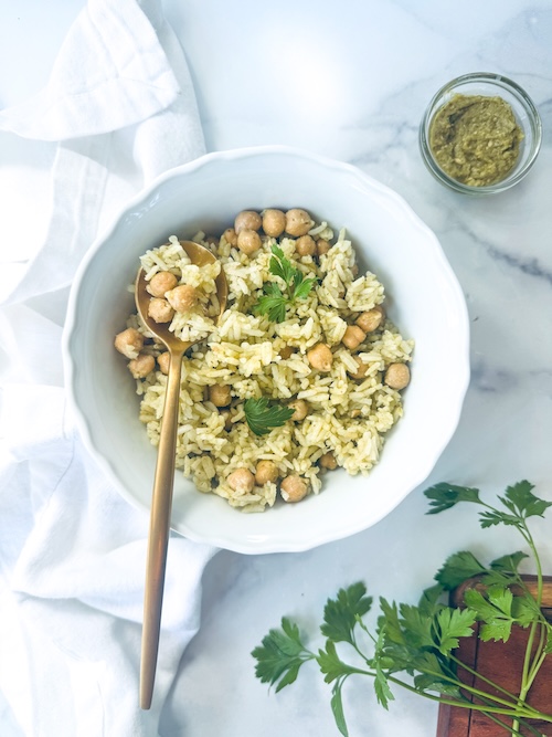 Pesto chickpeas and rice in a bowl.