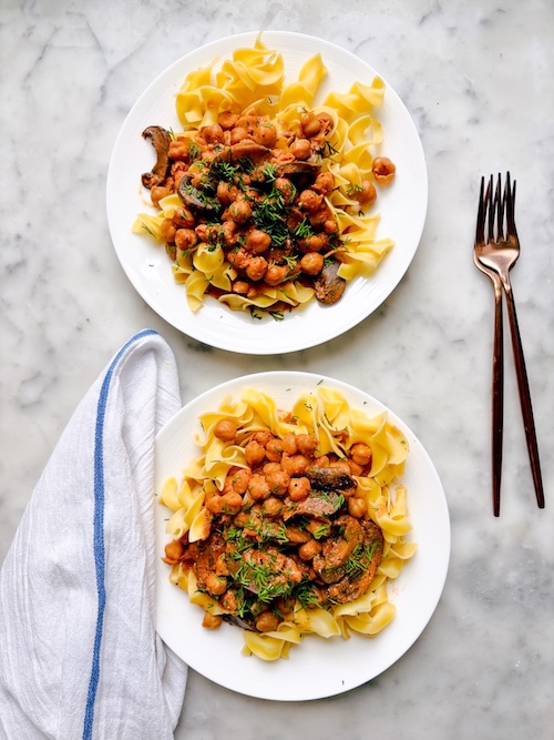 Two plates of chickpea stroganoff.