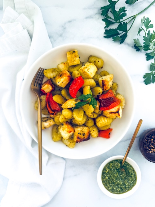 Roasted pesto gnocchi with halloumi.